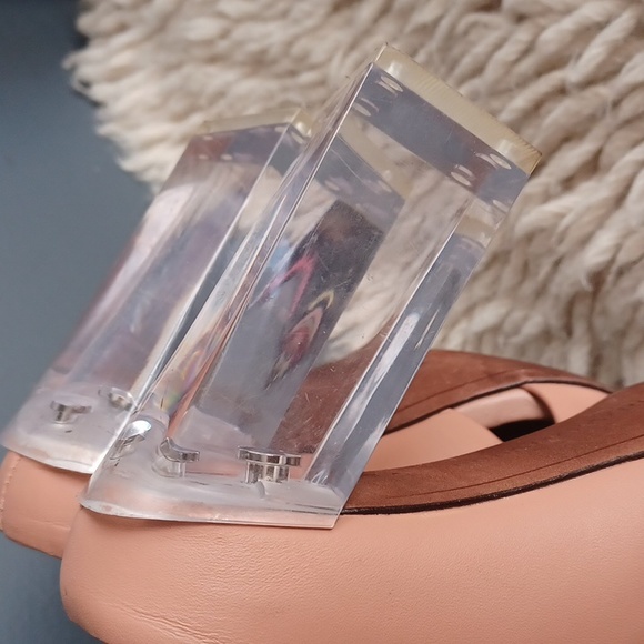 BcbgMaxAzria heels - Picture 5 of 15